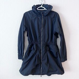 Lululemon Pack & Glyde Hooded Jacket Windbreaker Black Size 4 Water Resistant